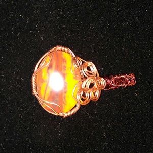 Wire pendant