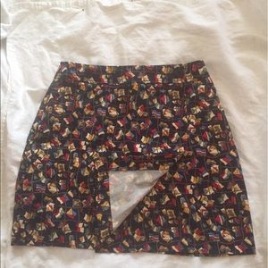 Knee length wrap skirt. Size 10.