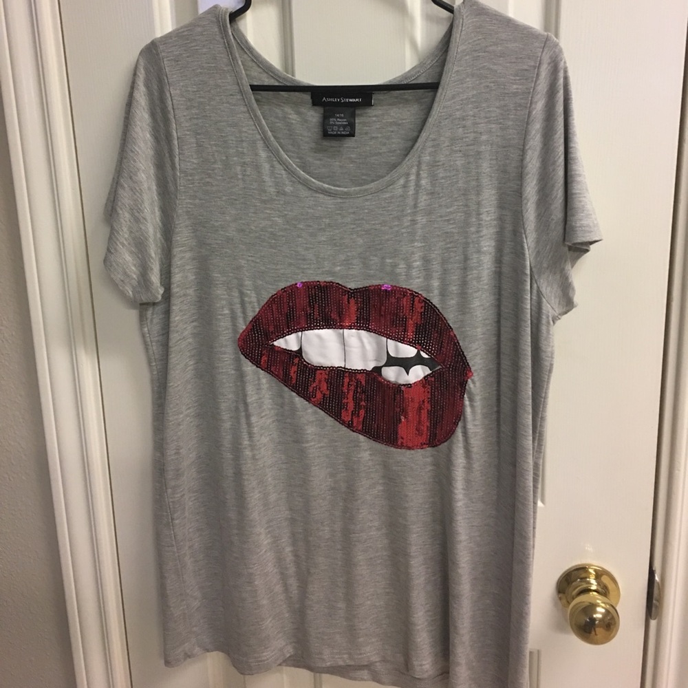 Grey and sequence tshirt