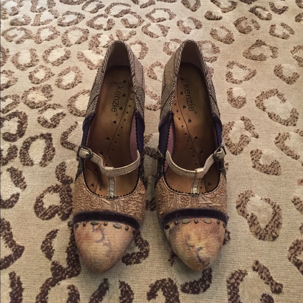Adorable Kenzie Wedges!