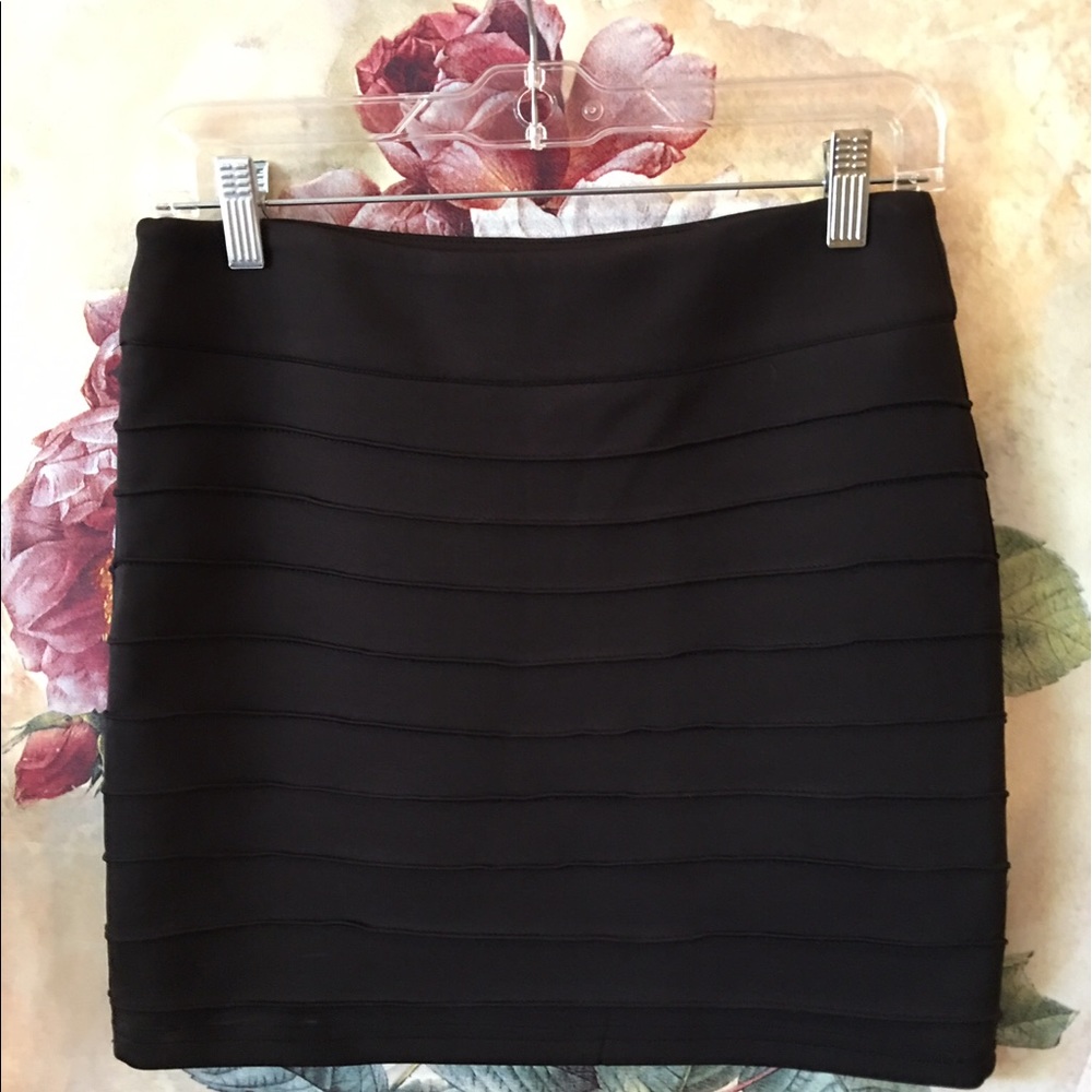Love Culture black mini skirt size Medium