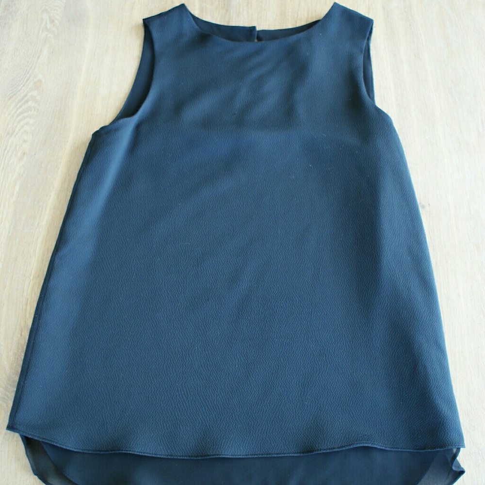 Cooper and Ella Black Top