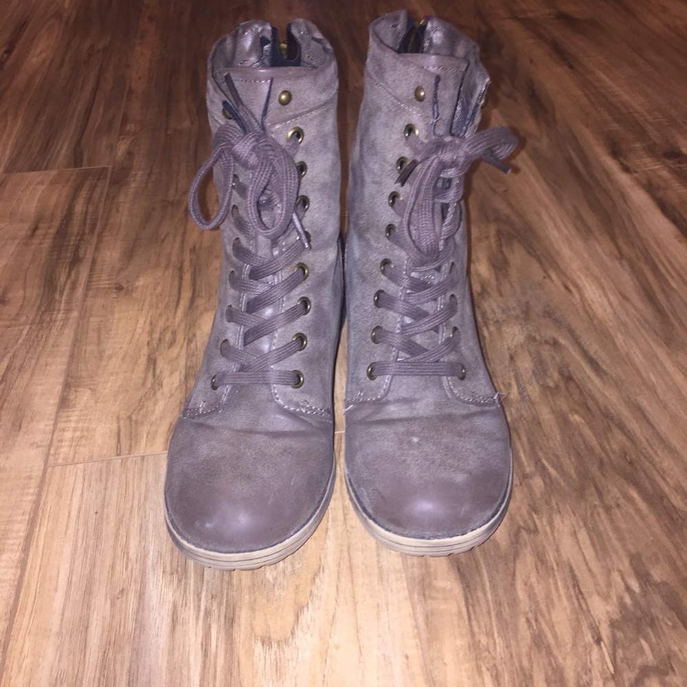 Madden Girl Gray & Brown Combat Boots