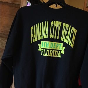 Hanes Crew Neck Sweatshirt; Size Medium