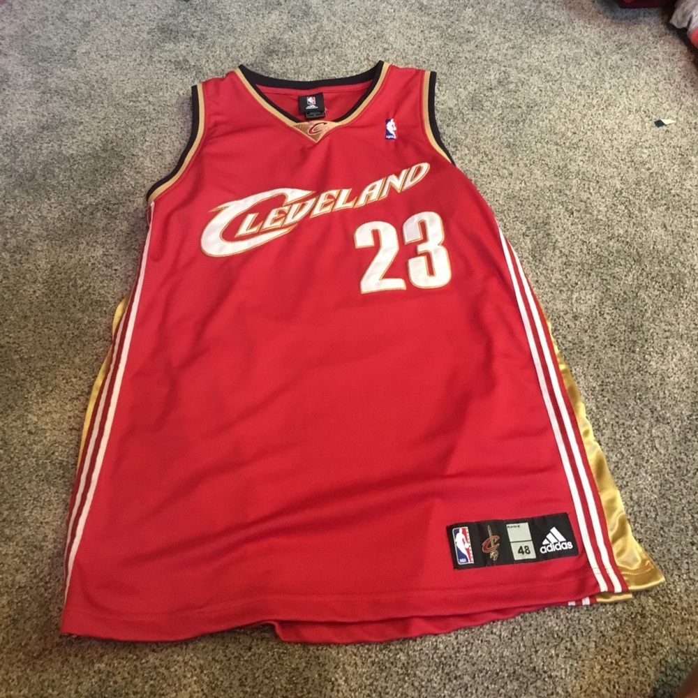 VINTAGE LeBron James Cleveland Cavaliers Jersey