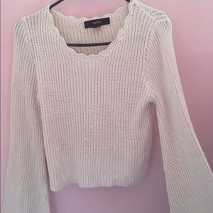 Knitted sweater 🌷