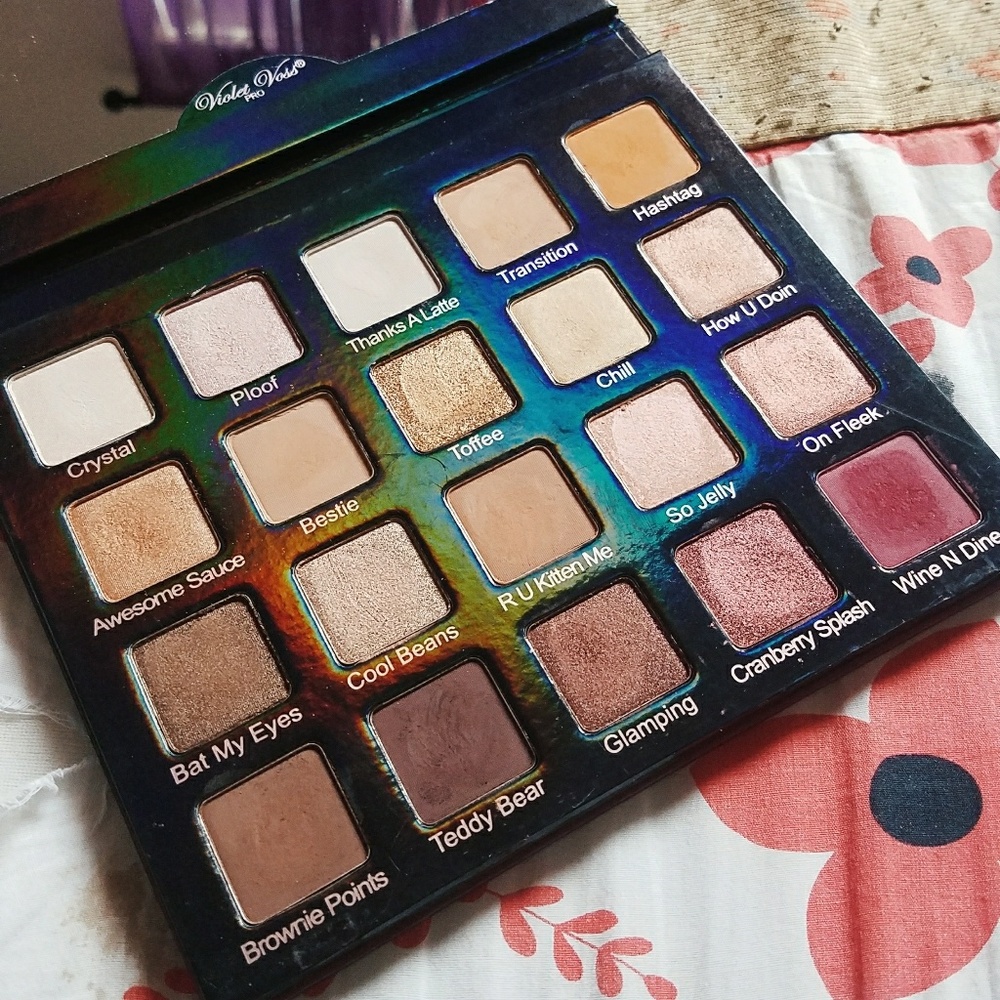 Violet Voss Holy Grail Palette