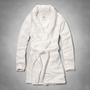 Abercrombie & Fitch Cream Kaela Robe