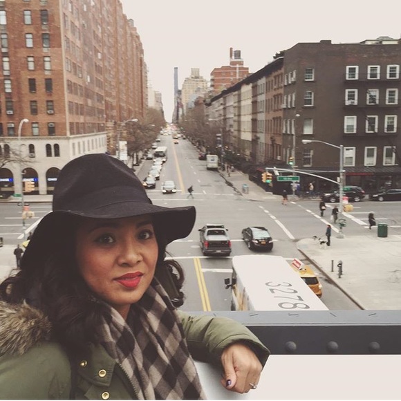 Meet your posher, Gianne! - Picture 3 of 8