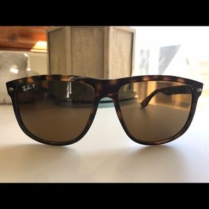 Authentic Ray Ban Polarized Sunglasses RB4147