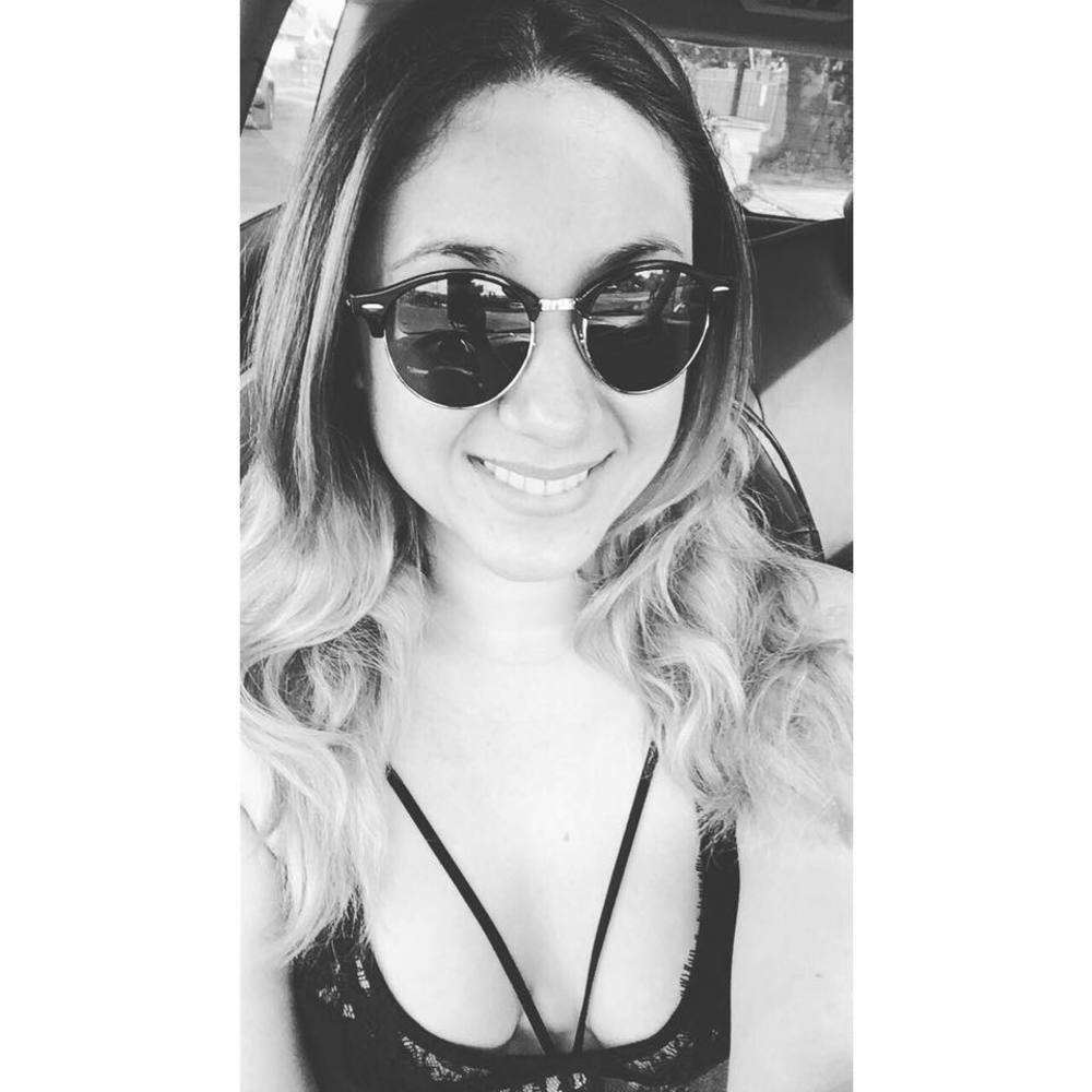 Meet your Posher, Crishanda