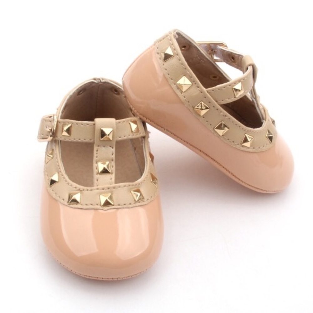 Baby Rockstud Crib Shoes Beige
