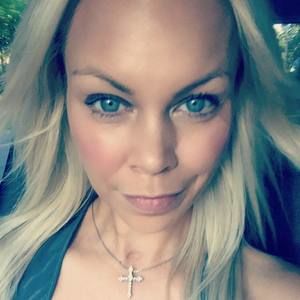 Meet your Posher, Roberta