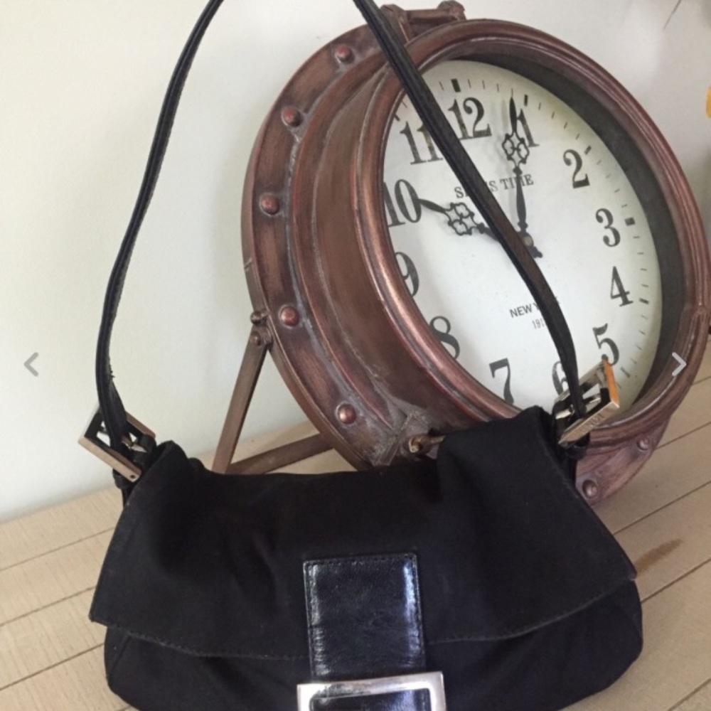 Fendi baguette