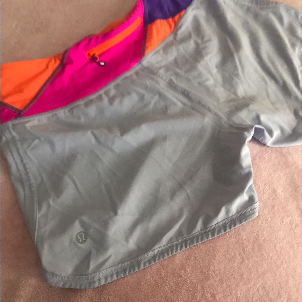 Lululemon Tracker Shorts Size 8 (tall)