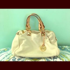 MK vanilla medium satchel