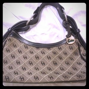 Dooney & Bourke purse
