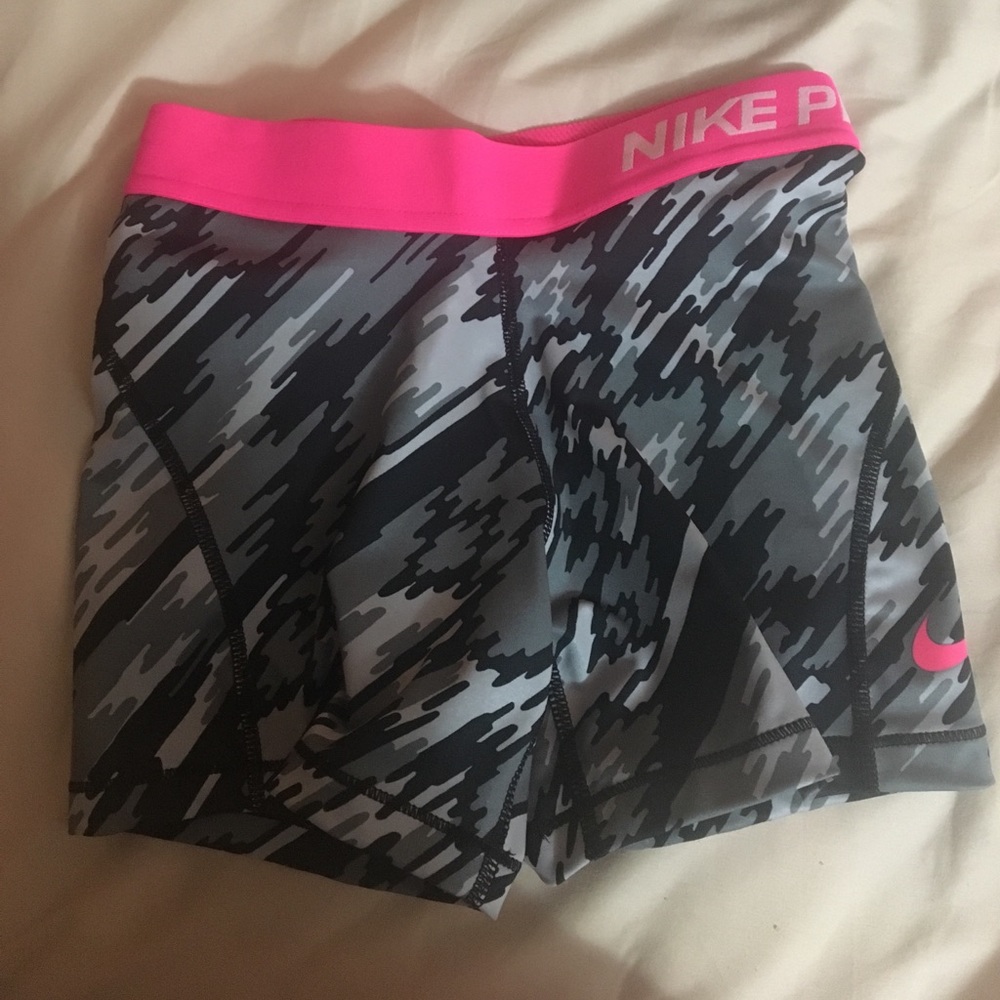 nike pros