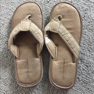 NWOT Big boys size 6 flip flops