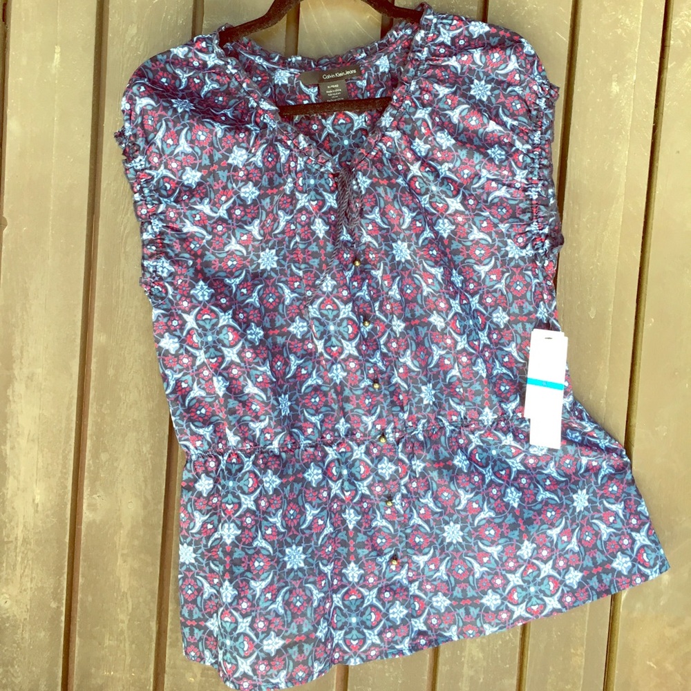 Pretty fresh blouse.  100% cotton.