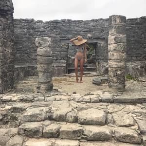 Meet your Posher, Colleen