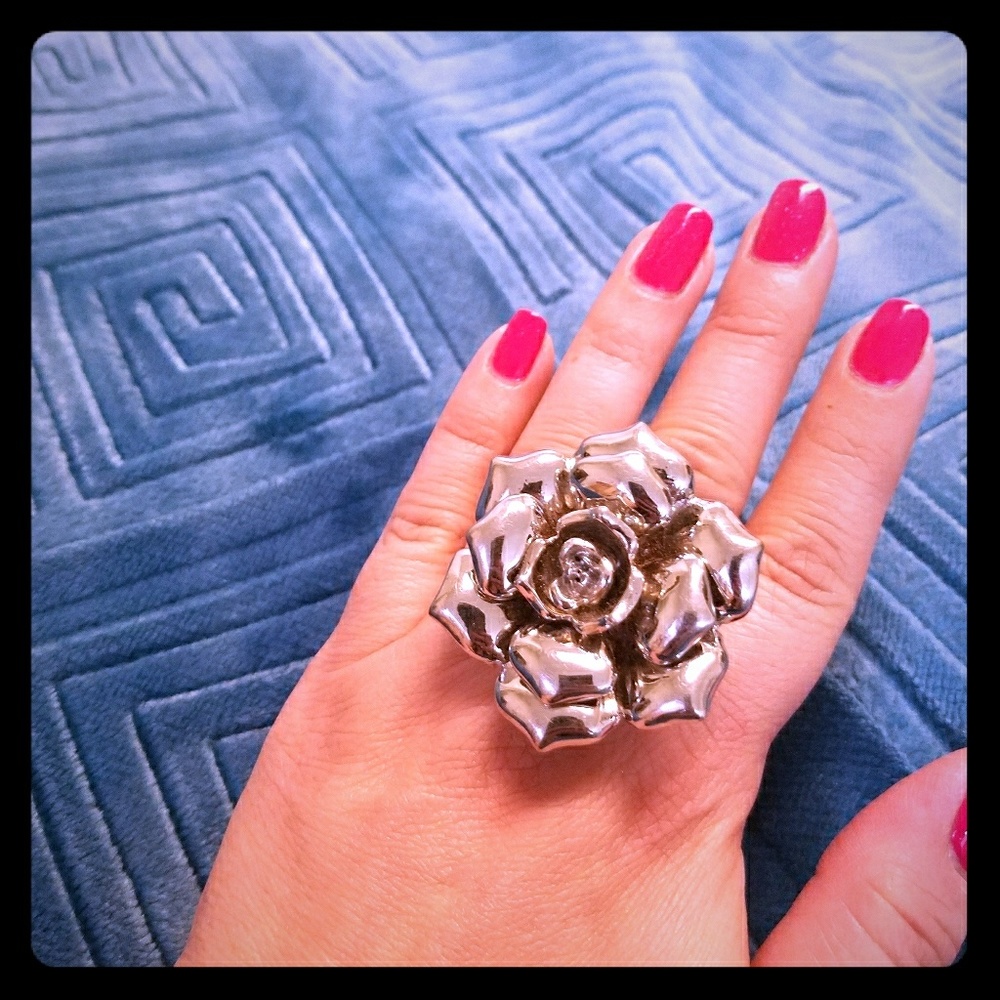 Flower ring