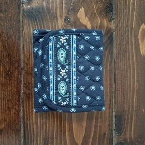 Vera Bradley Pocket Wallet in Seaport Navy