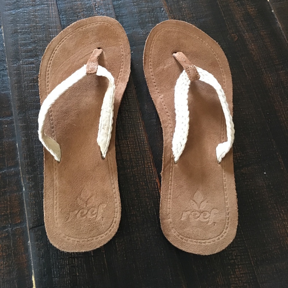 Women's Cream Reef flip flops- size 7