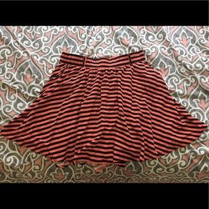 Super cute Striped Plus size Skirt Torrid Size 0