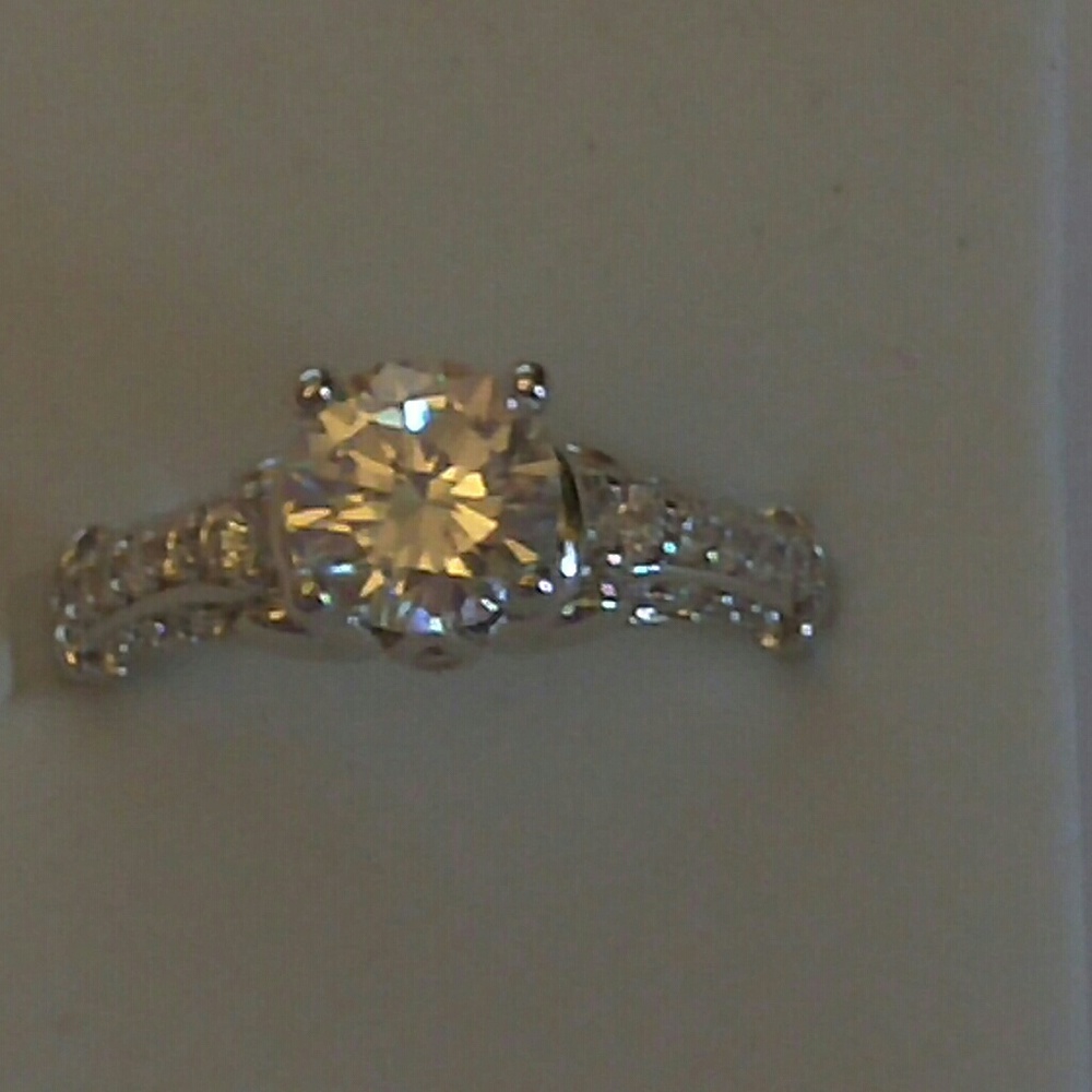 Wedding/anniversary ring 6