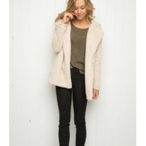 Brandy Melville fur coat