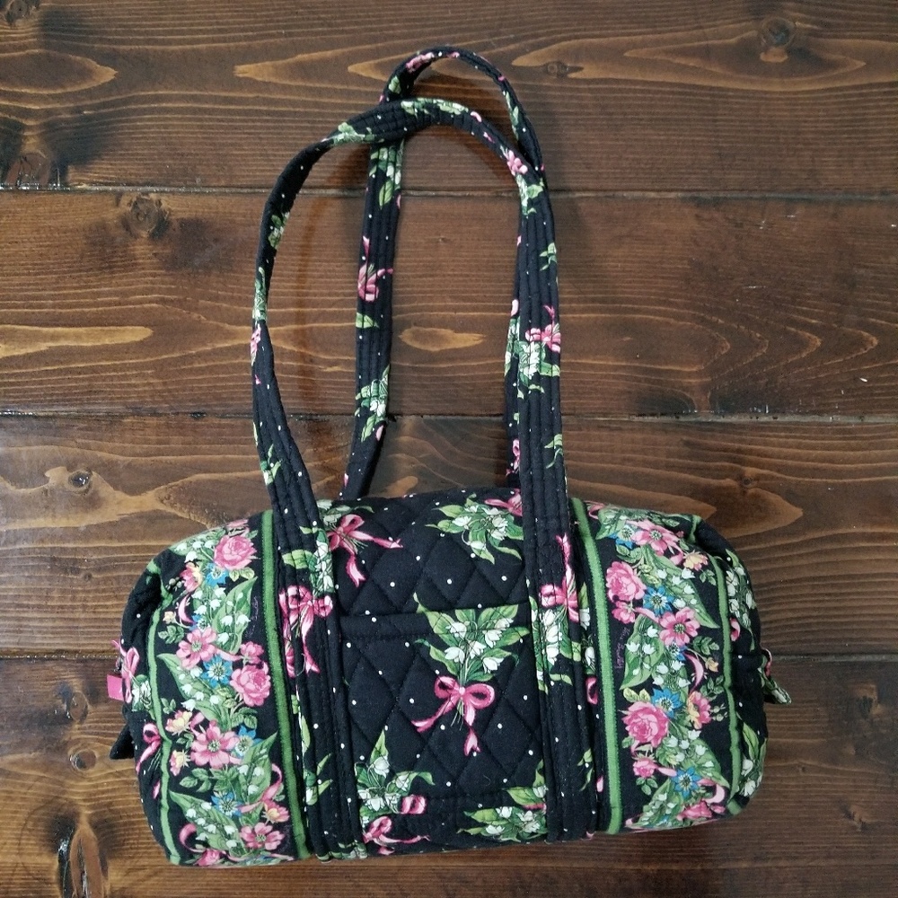 Vera Bradley duffle style handbag in New Hope