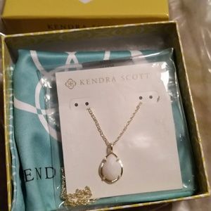 Kendra Scott Kiri Necklace NWT WMOP