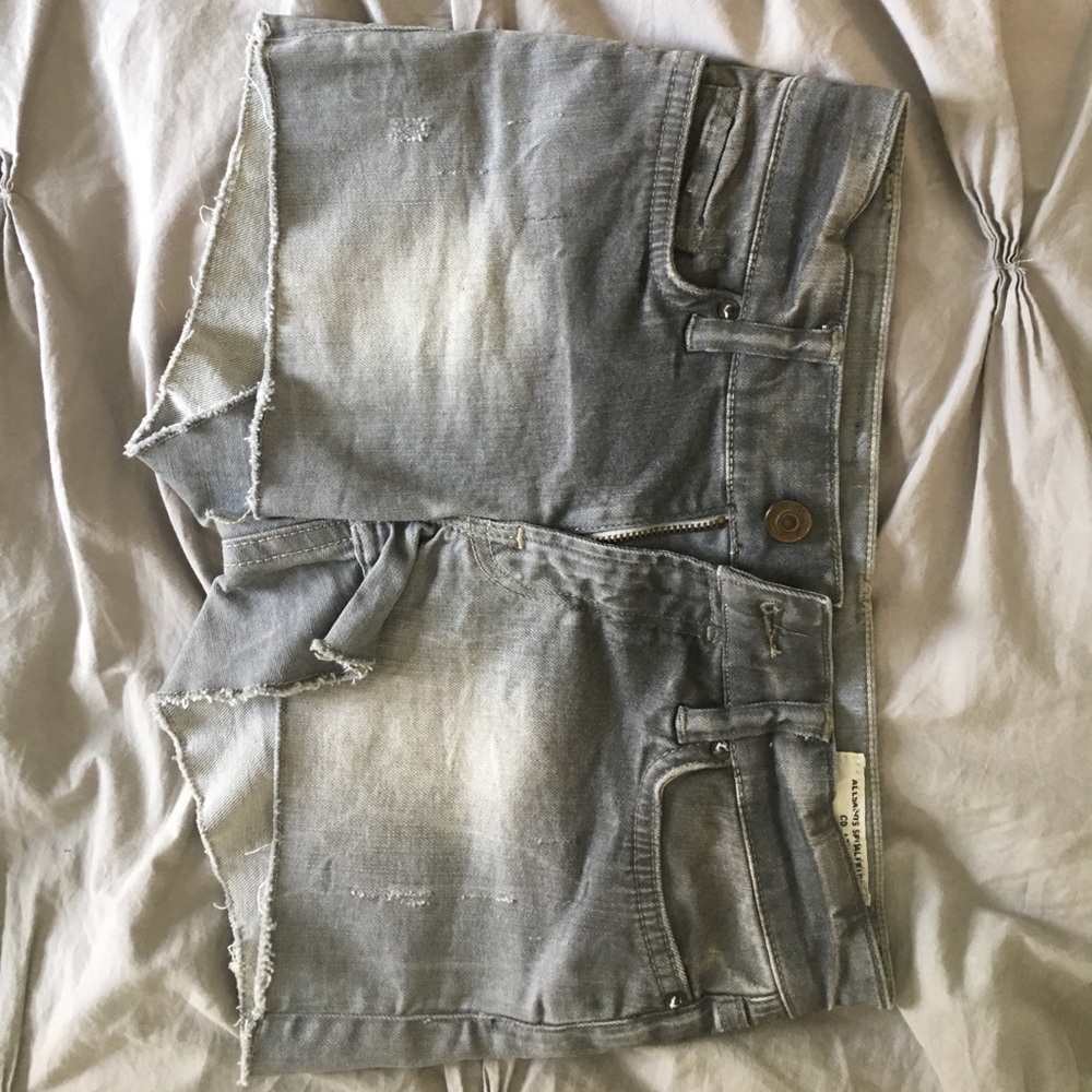 Lowe Gray Shorts