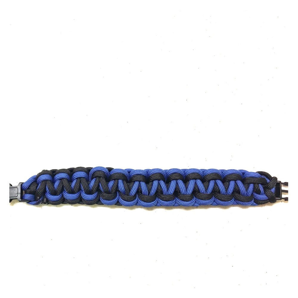 Paracord bracelet