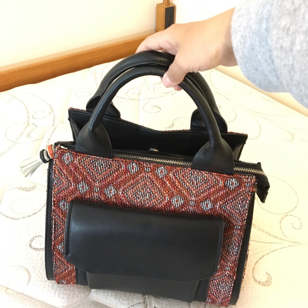 Handbag