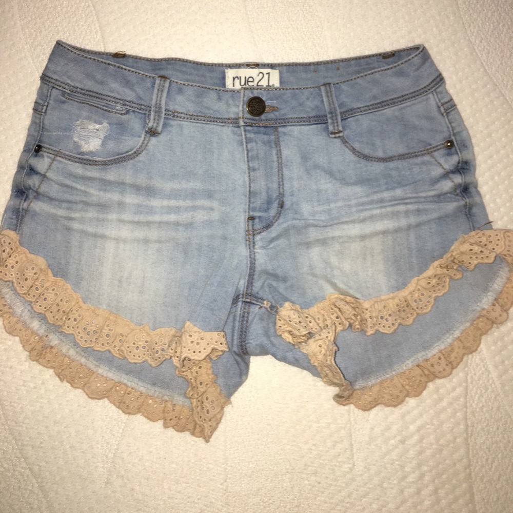 High waisted fringe Rue 21 shorts