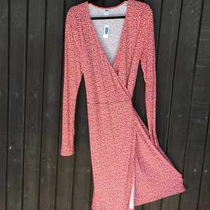 A 100% rayon cute dress