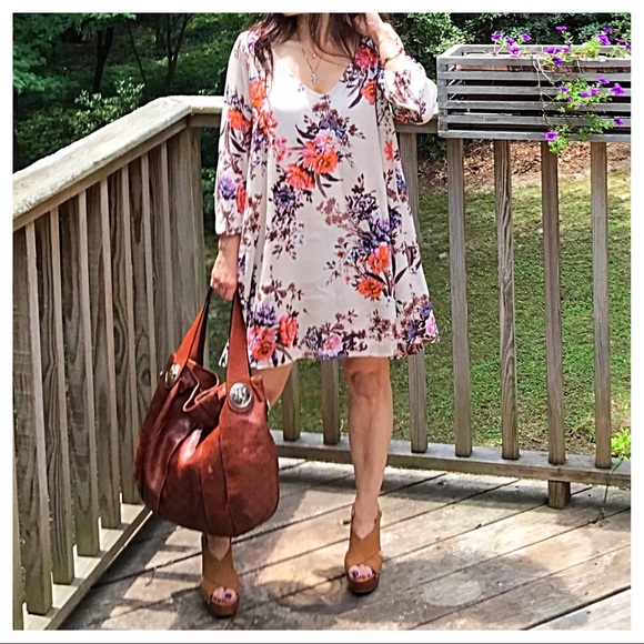 🆕 gorgeous floral dress LAST ONE - Picture 2 of 5