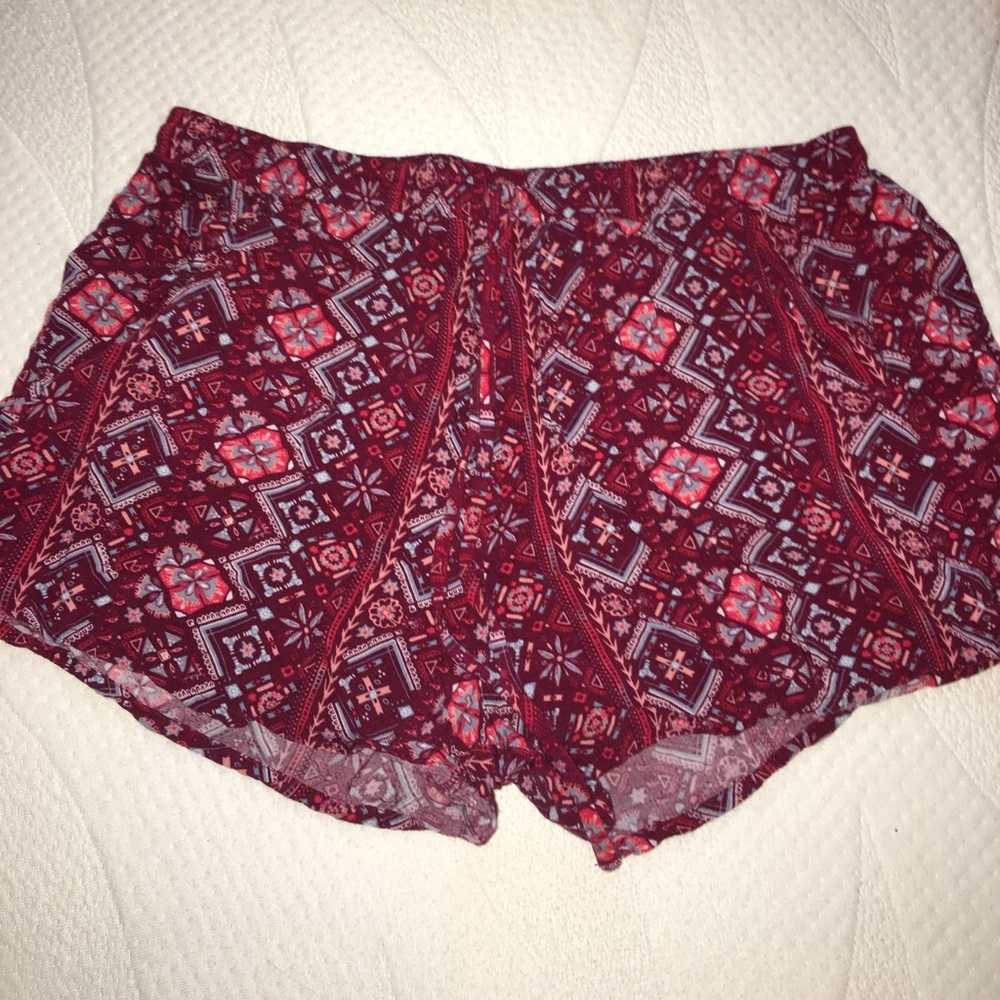 Material shorts