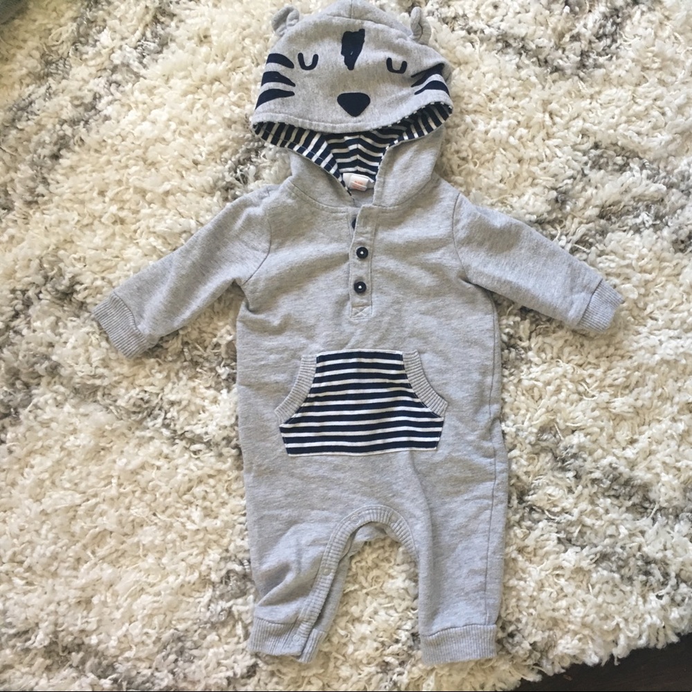 Super cute one piece outfit