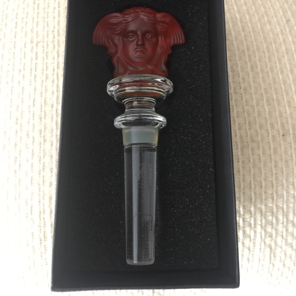 Gave as GIFT Versace bottle stop new in box