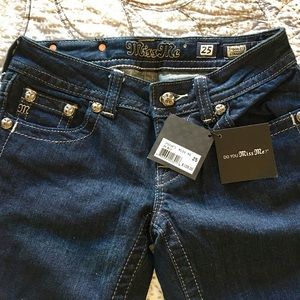 ⚜️ BRAND NEW MISS ME Leather & Chain