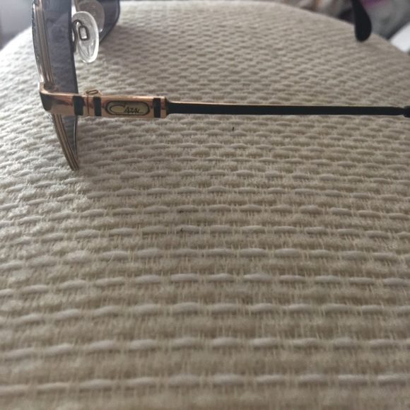 Vintage hard to find Cazal retro w/ Herrera box - Picture 6 of 8