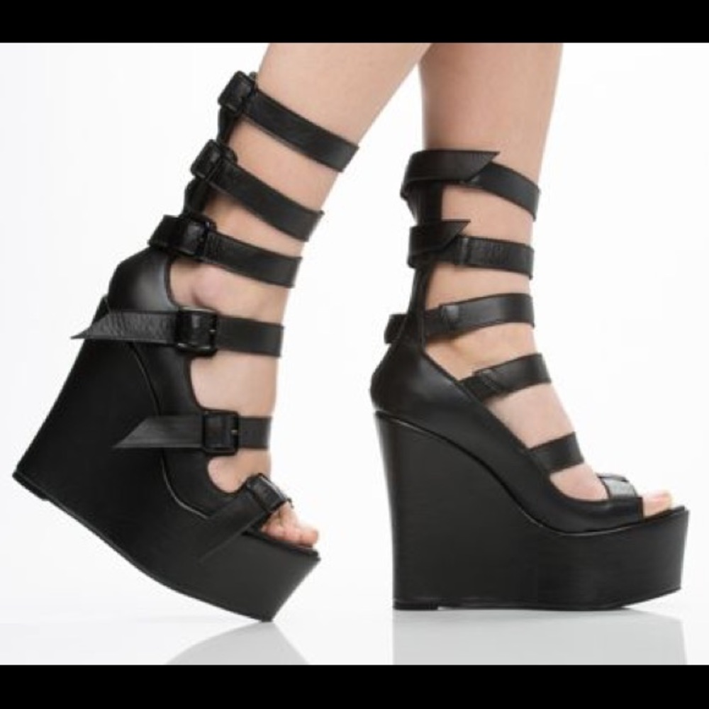 YES Tigers Eye -- black