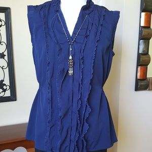 Ruffled v-neck sleeveless shirt