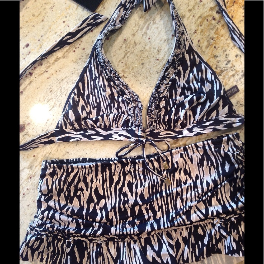 Kenneth Cole reaction bikini with attached Skirt