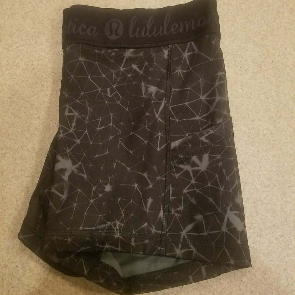 Size 8 Lululemon shorts