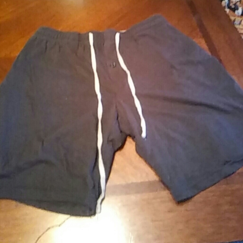 Highland Outfitters boy shorts