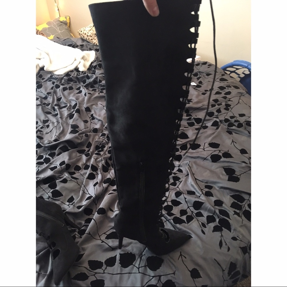 Never worn knee high heeled boots